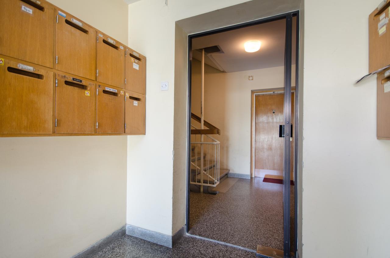 Apartment Near The Train Station Ljubljana Bagian luar foto